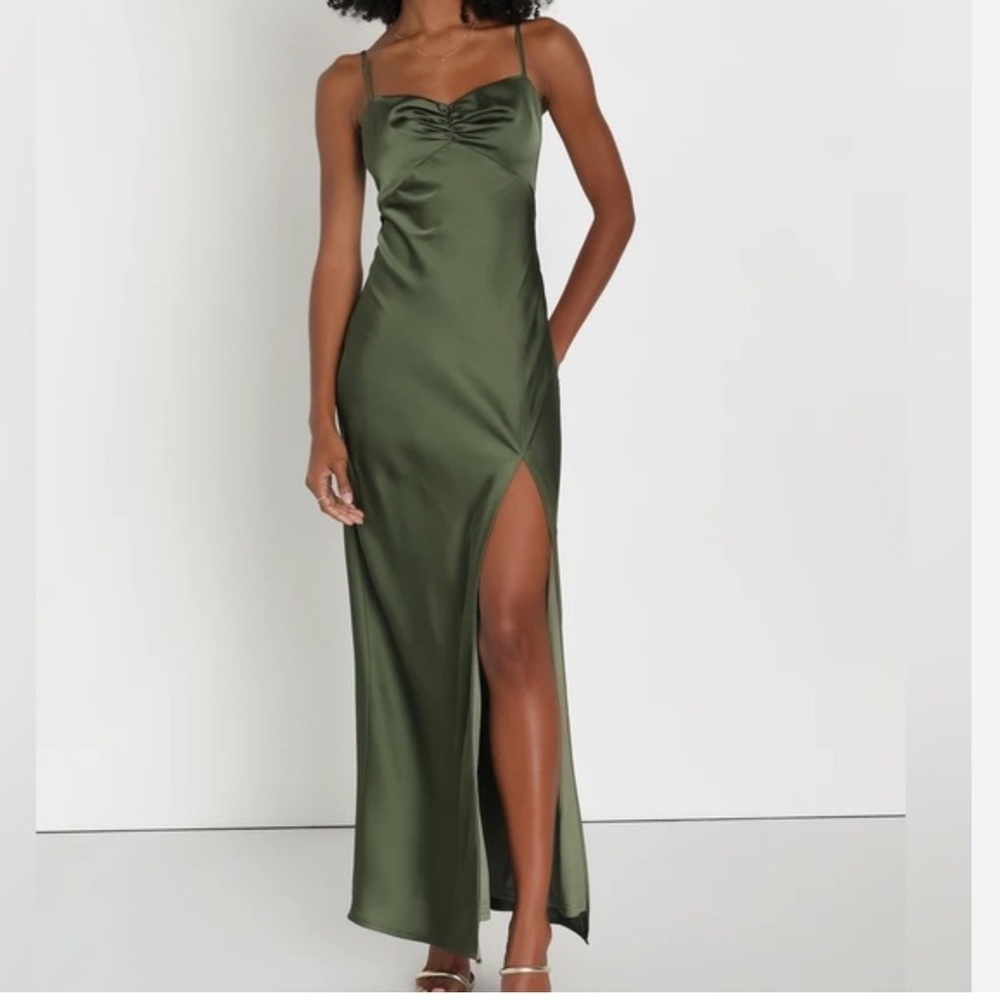Lulu's Women's Serene Beauty Olive Gren Maxi Dress Size M - Picture 1 of 11